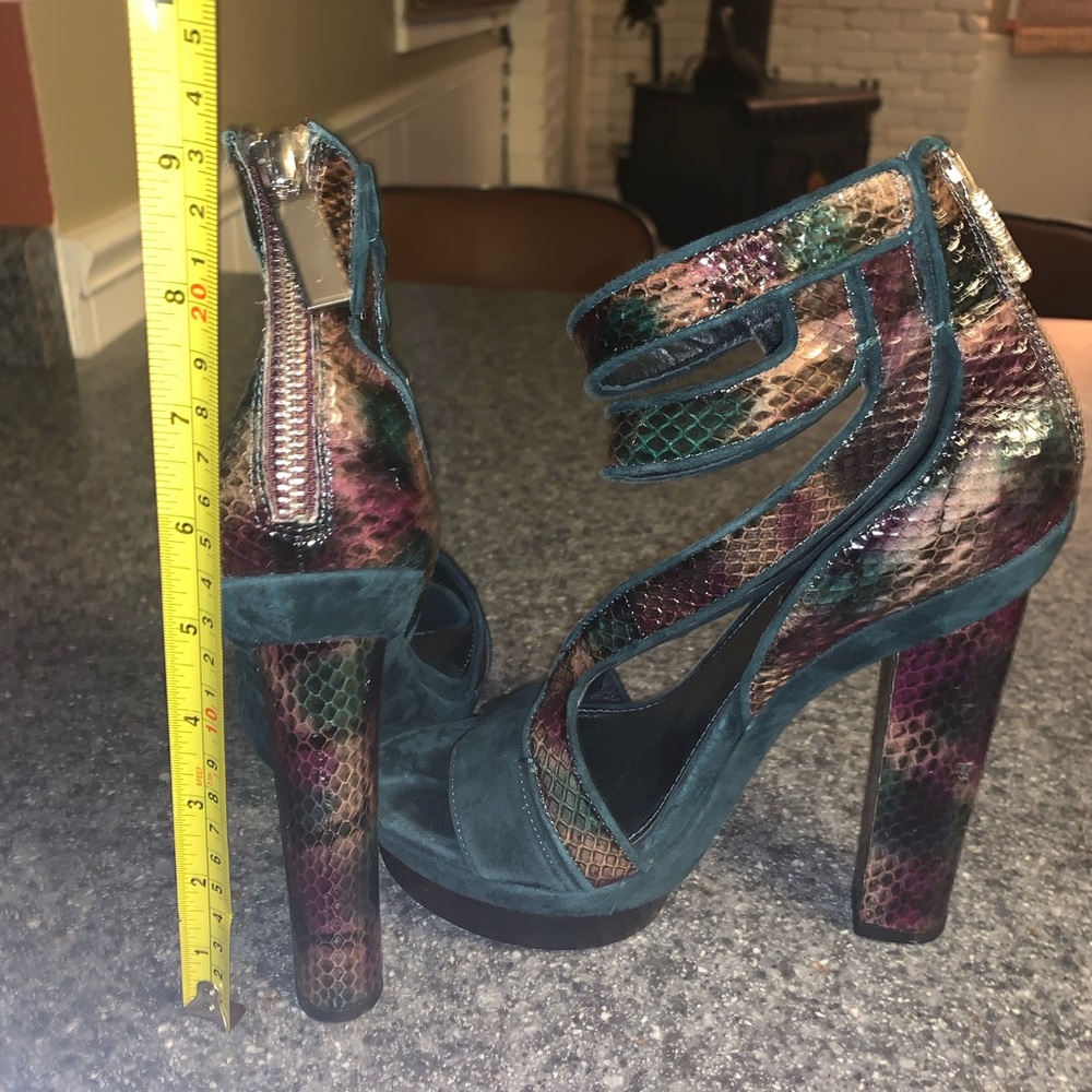 Fabulous multi colored heels
